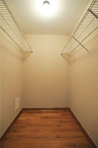 904 University Oaks Boulevard 145, College Station, TX 77840