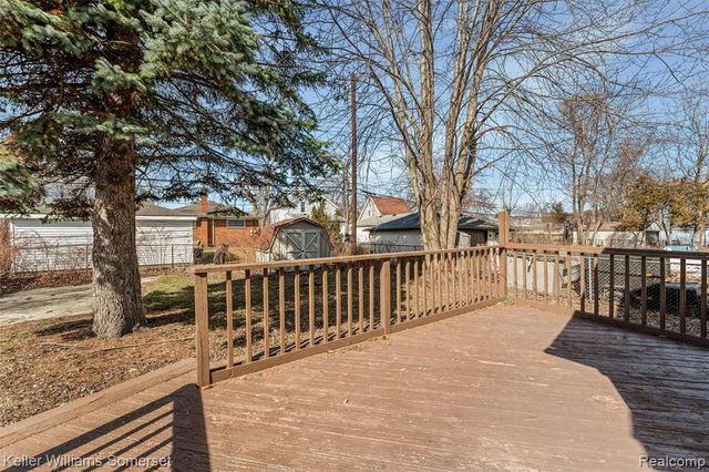 22065 Linwood Avenue, Eastpointe, MI 48021