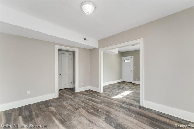 22065 Linwood Avenue, Eastpointe, MI 48021