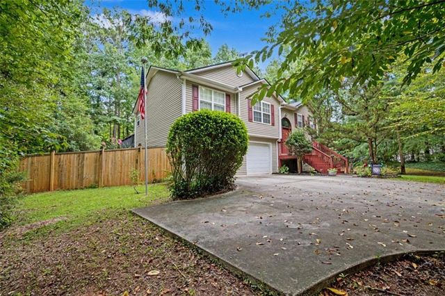 1049 Millard Farmer Road, Newnan, GA 30263