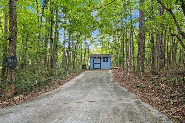 1049 Millard Farmer Road, Newnan, GA 30263