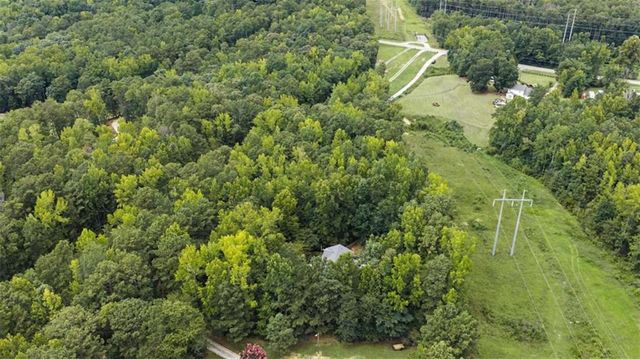 1049 Millard Farmer Road, Newnan, GA 30263