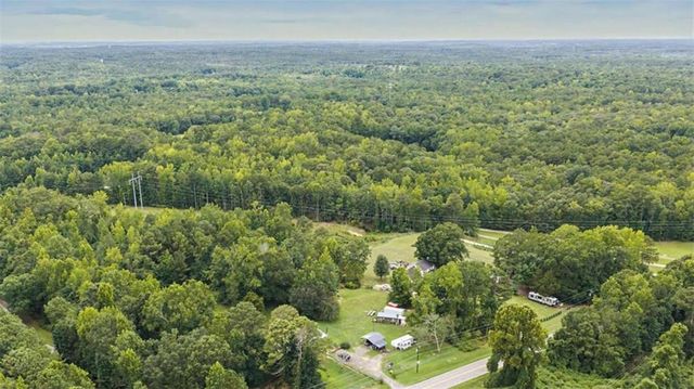 1049 Millard Farmer Road, Newnan, GA 30263