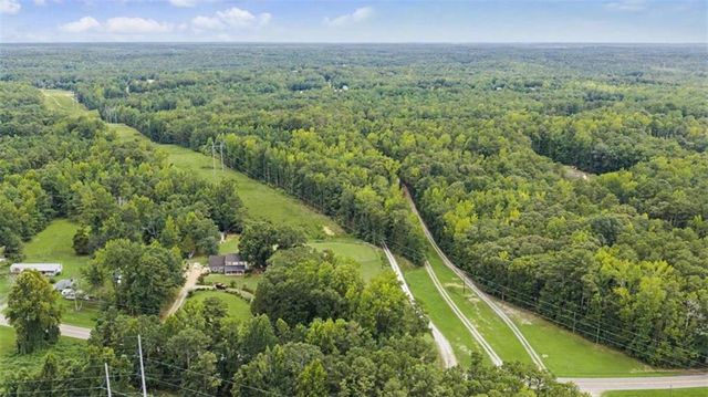 1049 Millard Farmer Road, Newnan, GA 30263
