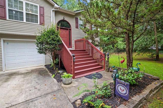 1049 Millard Farmer Road, Newnan, GA 30263