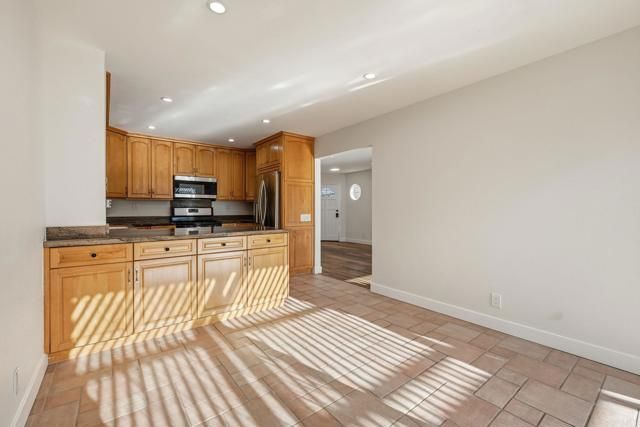 819 Daphne Court, Carlsbad, CA 92011