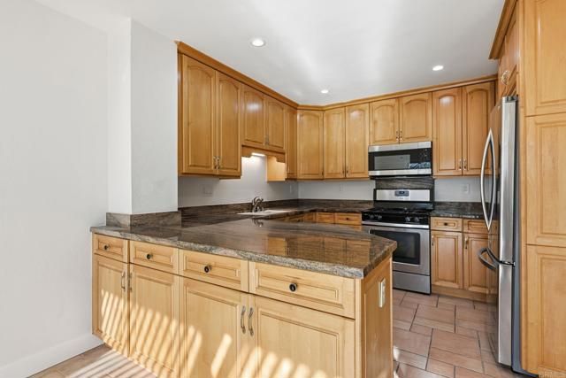 819 Daphne Court, Carlsbad, CA 92011