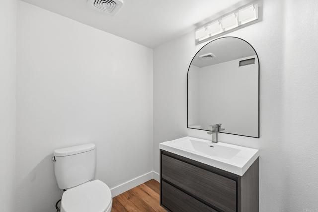 819 Daphne Court, Carlsbad, CA 92011