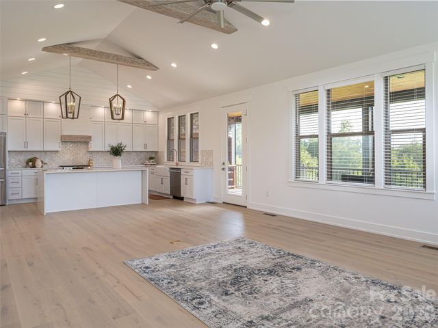 46 Solomia Drive, Mills River, NC 28759