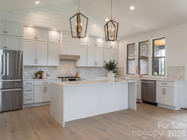 46 Solomia Drive, Mills River, NC 28759