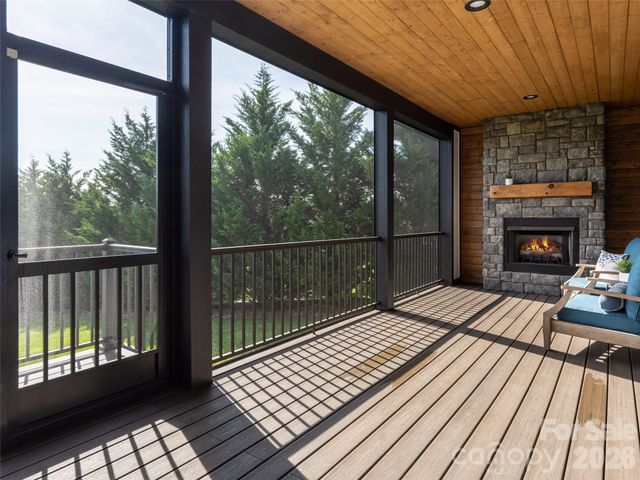 46 Solomia Drive, Mills River, NC 28759