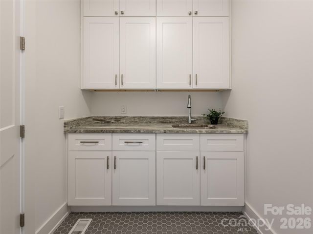 46 Solomia Drive, Mills River, NC 28759