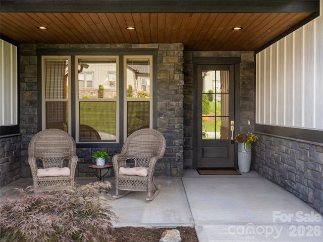 46 Solomia Drive, Mills River, NC 28759