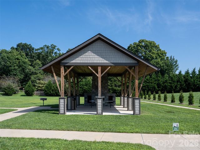 46 Solomia Drive, Mills River, NC 28759