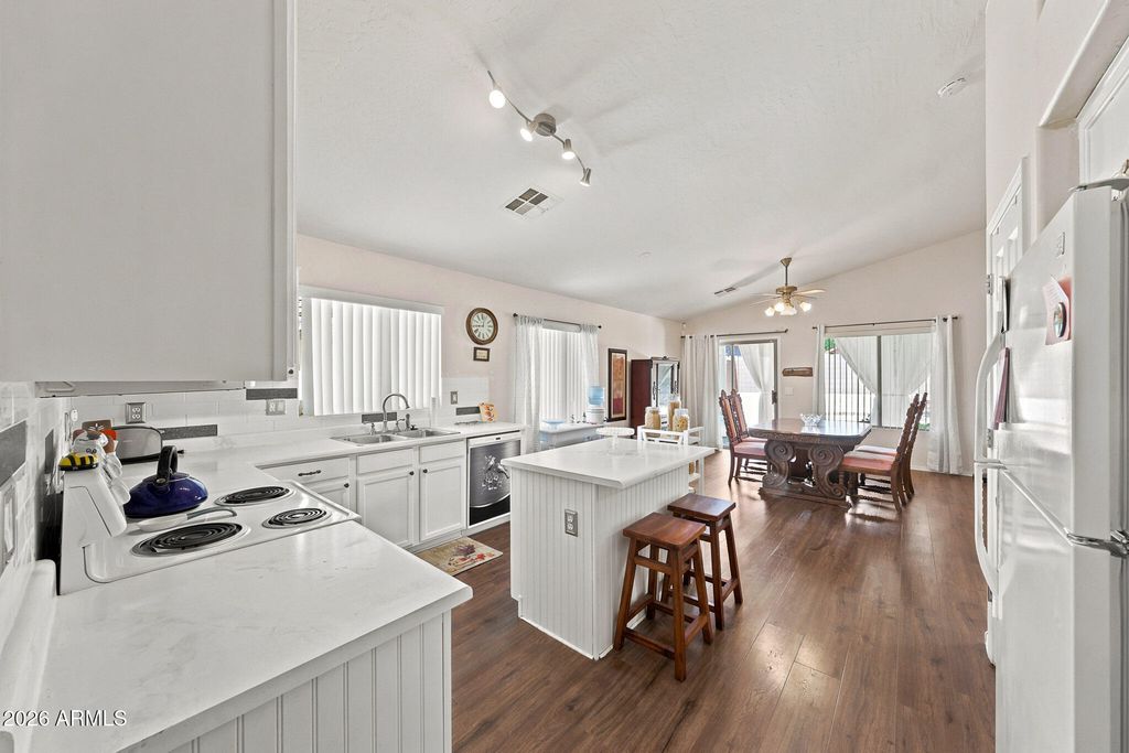 13862 N 148TH Avenue, Surprise, AZ 85379 — photo 5