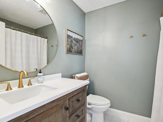 9209 Merrimac Lane N, Maple Grove, MN 55311