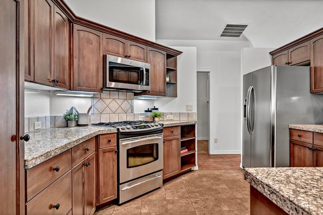 6029 N Taylor Creek, Boise, ID 83714