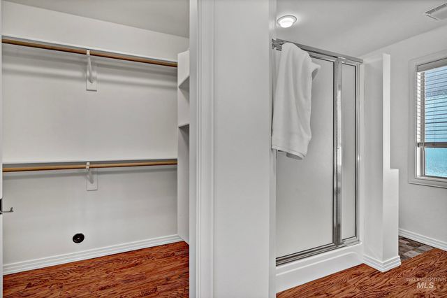 6029 N Taylor Creek, Boise, ID 83714