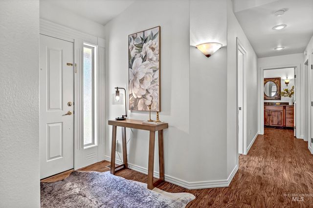 6029 N Taylor Creek, Boise, ID 83714