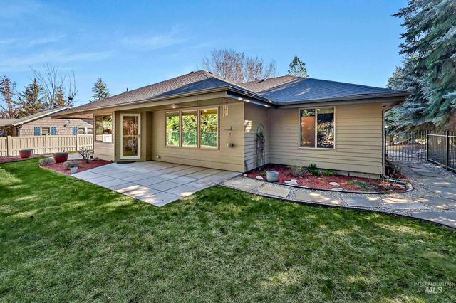 6029 N Taylor Creek, Boise, ID 83714
