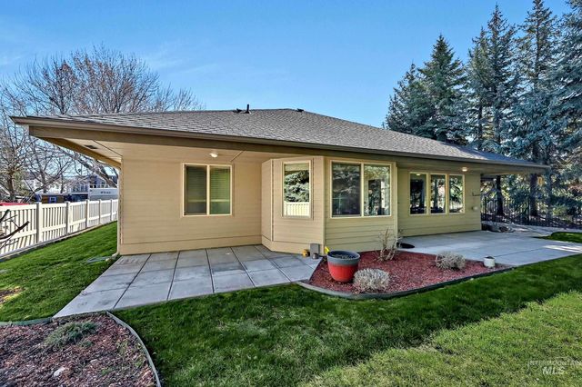6029 N Taylor Creek, Boise, ID 83714