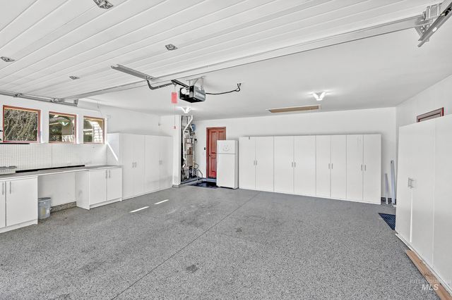 6029 N Taylor Creek, Boise, ID 83714