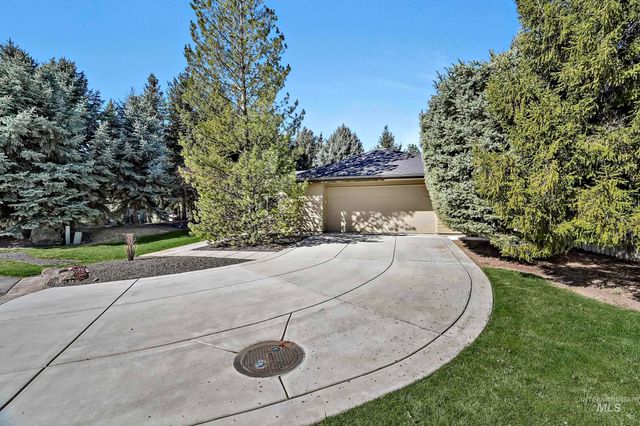 6029 N Taylor Creek, Boise, ID 83714