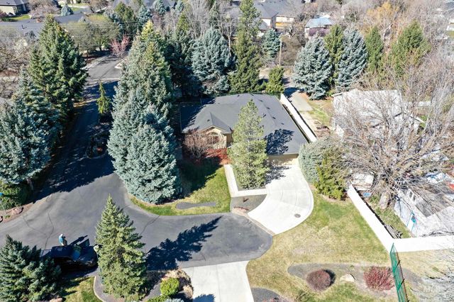 6029 N Taylor Creek, Boise, ID 83714