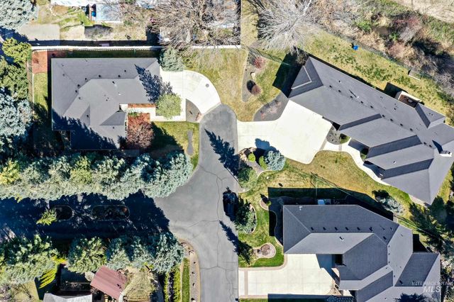 6029 N Taylor Creek, Boise, ID 83714