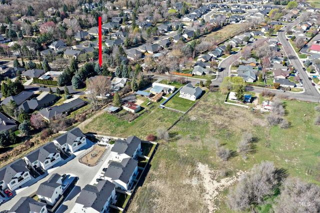 6029 N Taylor Creek, Boise, ID 83714