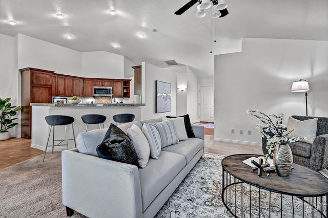 6029 N Taylor Creek, Boise, ID 83714