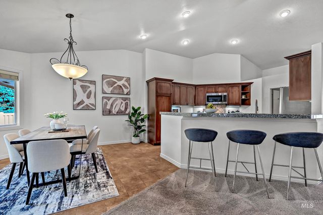 6029 N Taylor Creek, Boise, ID 83714