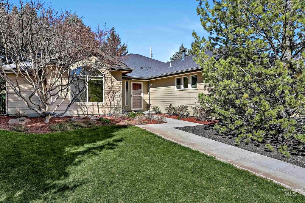 6029 N Taylor Creek, Boise, ID 83714
