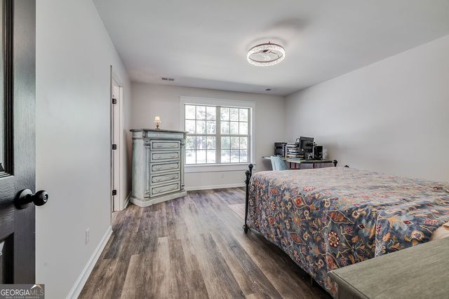 387 Sandhurst Drive, Richmond Hill, GA 31324