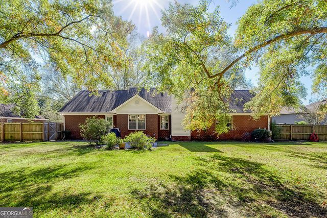 387 Sandhurst Drive, Richmond Hill, GA 31324