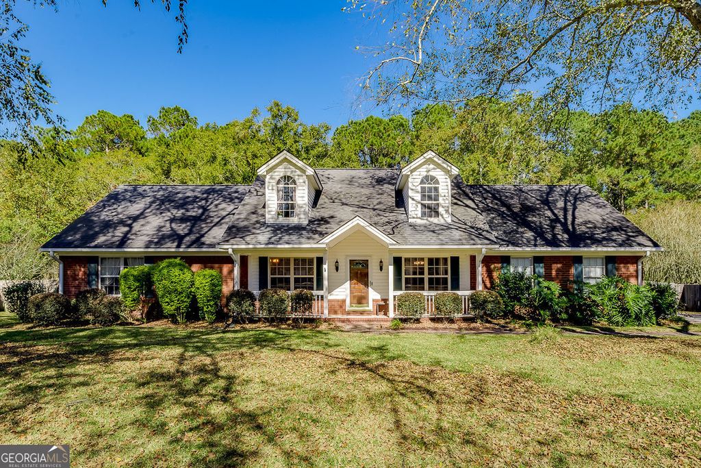 387 Sandhurst Drive, Richmond Hill, GA 31324