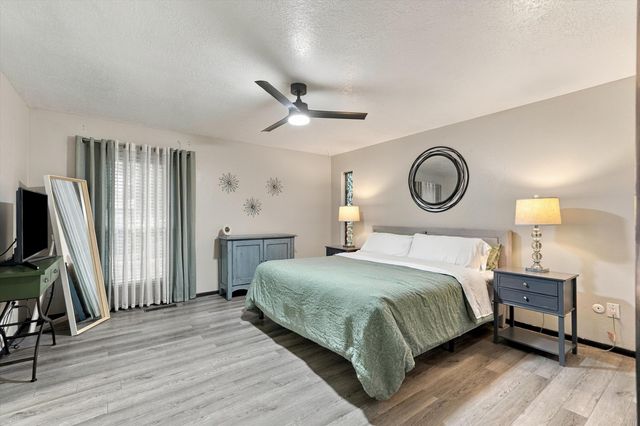 1333 Monte Largo Drive NE, Albuquerque, NM 87112