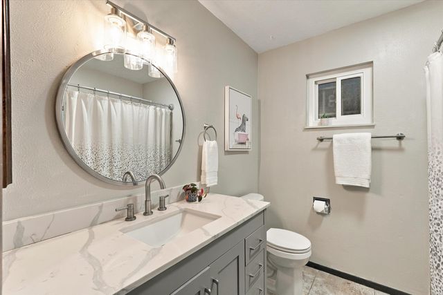 1333 Monte Largo Drive NE, Albuquerque, NM 87112