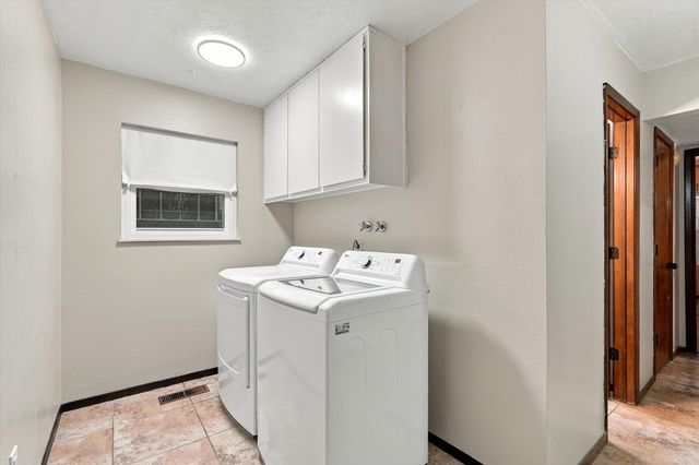 1333 Monte Largo Drive NE, Albuquerque, NM 87112