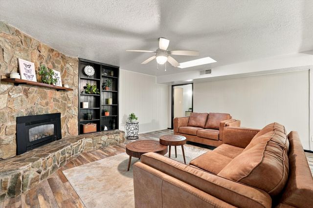 1333 Monte Largo Drive NE, Albuquerque, NM 87112