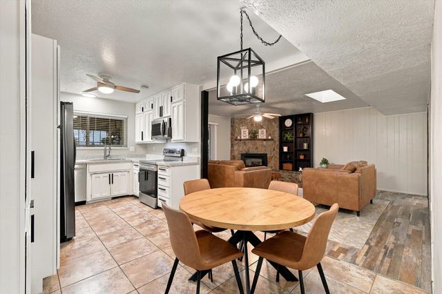 1333 Monte Largo Drive NE, Albuquerque, NM 87112