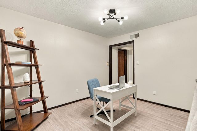1333 Monte Largo Drive NE, Albuquerque, NM 87112