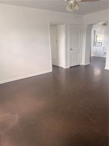 2107 16th, Corpus Christi, TX 78404