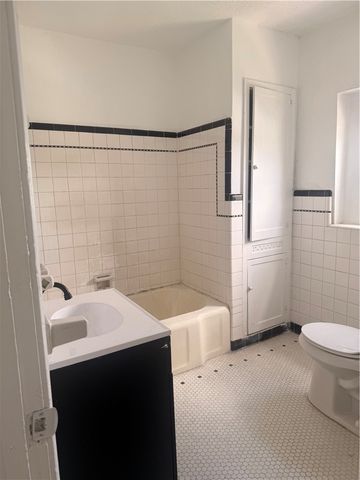 2107 16th, Corpus Christi, TX 78404