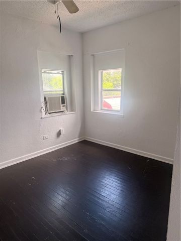 2107 16th, Corpus Christi, TX 78404