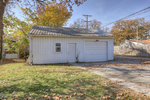 2008 N Florida Avenue, Joplin, MO 64801