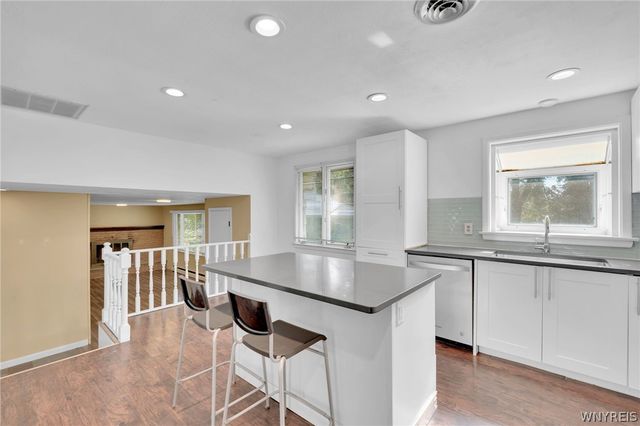 129 Ponderosa Drive, Amherst, NY 14221