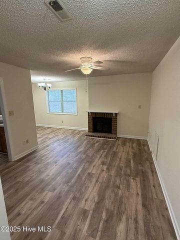 222 Hidden Branches Close, Winterville, NC 28590