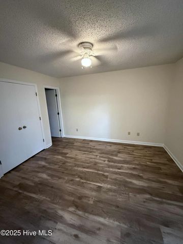 222 Hidden Branches Close, Winterville, NC 28590