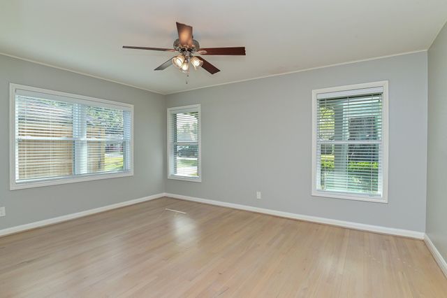 9822 Larston Street, Houston, TX 77055